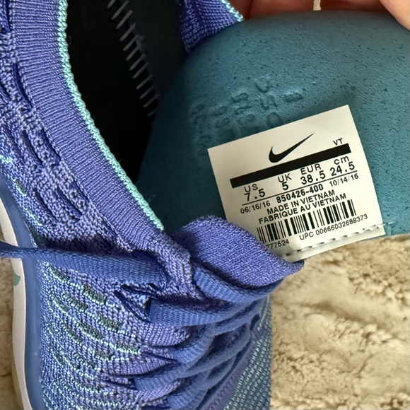 Nike Zoom Training Sneakers - Picture 5 of 12